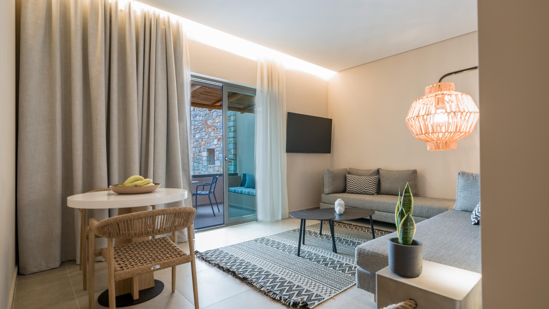 Deluxe Suites